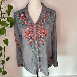 Johnny Was Gray Floral Embroidered Blouse Size M